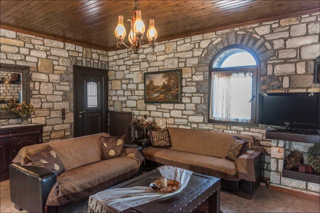 Villa Stone Mansion Anavryti, ΑΜΑ 20569 Mystras Esterno foto