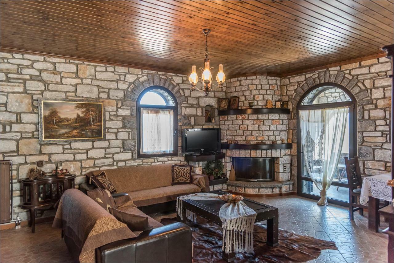 Villa Stone Mansion Anavryti, ΑΜΑ 20569 Mystras Esterno foto
